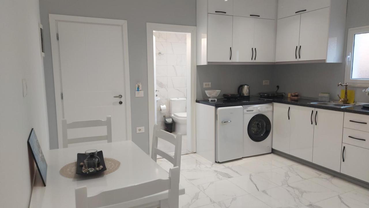 Beni 'S Apartments Saranda Dış mekan fotoğraf